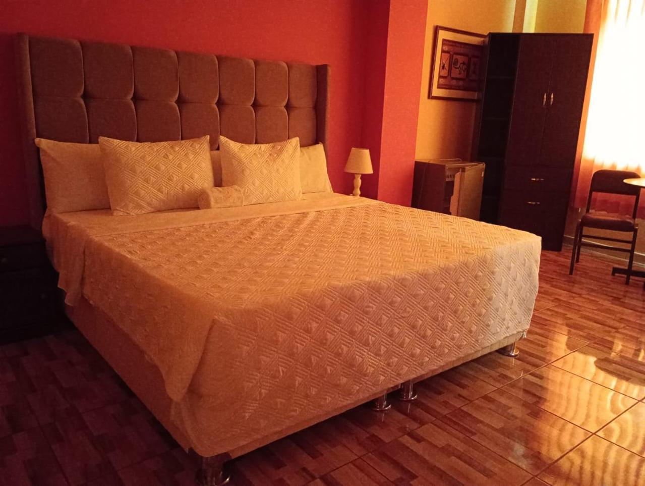 Madison Suite Tacna Bagian luar foto