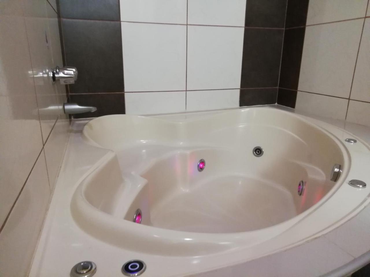Madison Suite Tacna Bagian luar foto